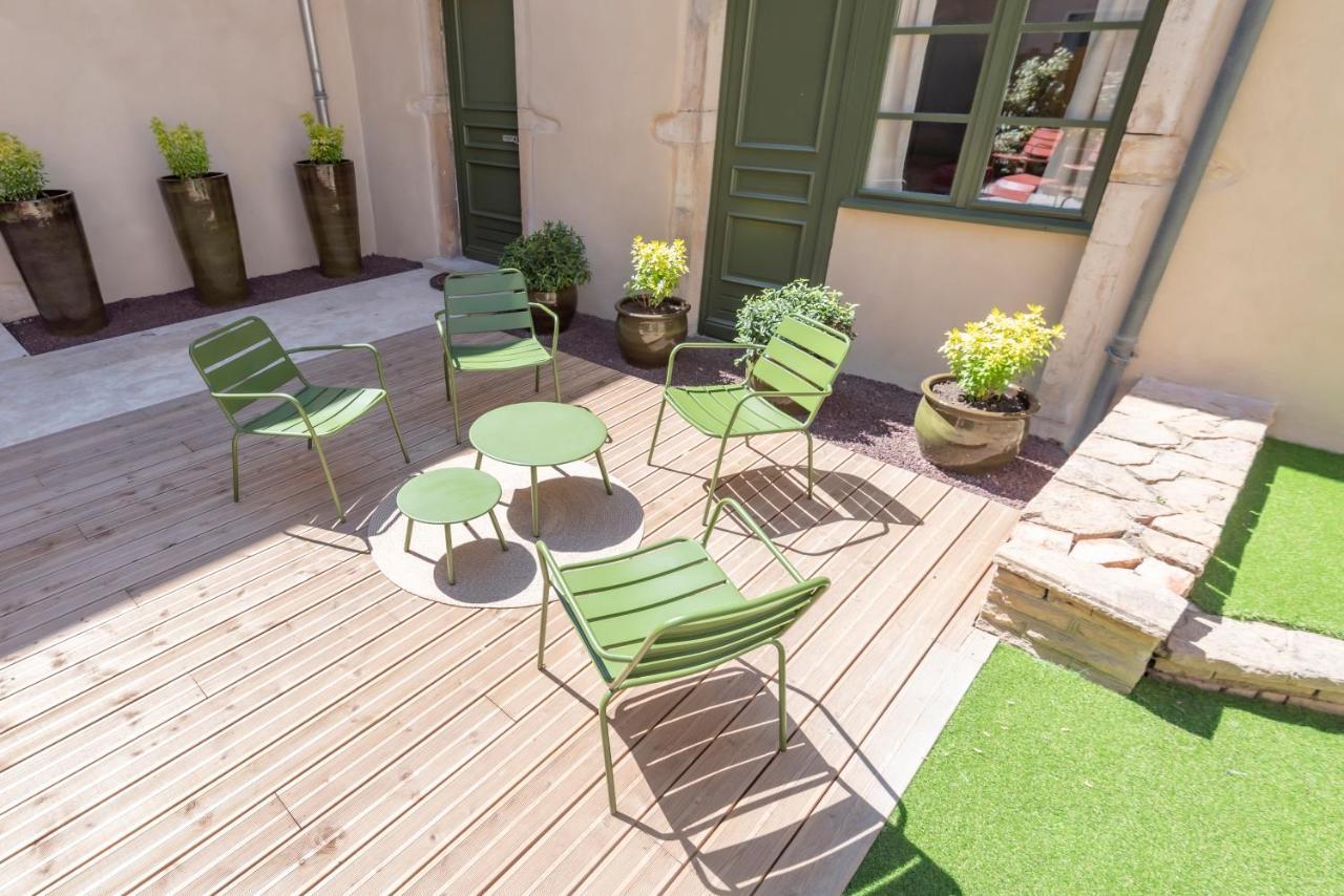 Le Cosy Chic . Proche Gare . Centre-Ville Macon . Neuf . Climatisation . Design . Wifi . Exterior foto