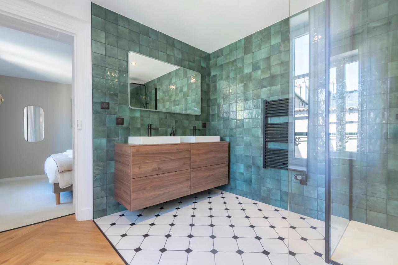 Le Cosy Chic . Proche Gare . Centre-Ville Macon . Neuf . Climatisation . Design . Wifi . Exterior foto